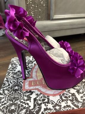 Women's Fuchsia Satin Ruffle Peep-Toe Heels